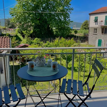 Casa L'abbraccio Feriehus *