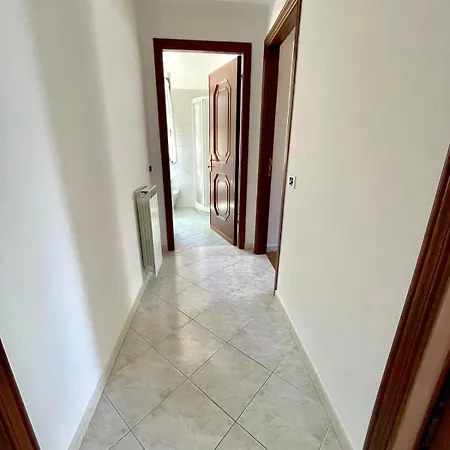 Casa L'abbraccio * Sarzana